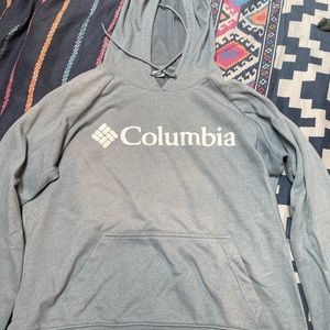 Columbia sweatshirt